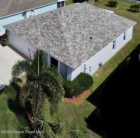 2226 Redwood Circle NE, Palm Bay, FL 32905
