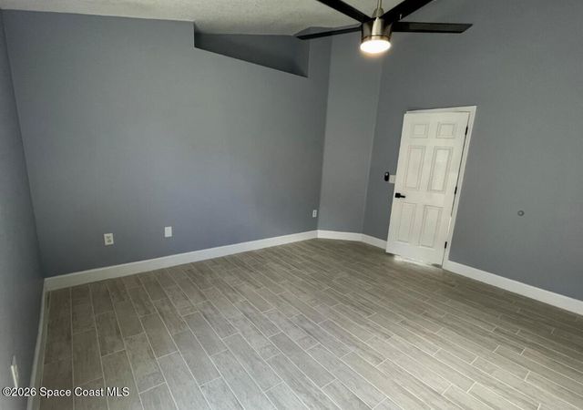 2226 Redwood Circle NE, Palm Bay, FL 32905