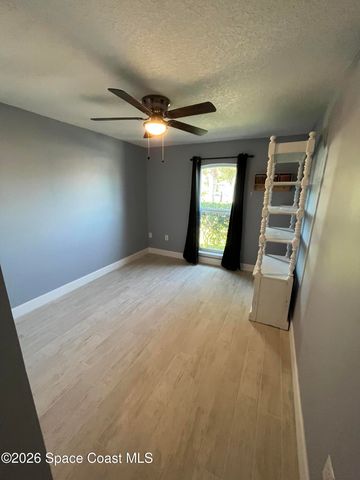 2226 Redwood Circle NE, Palm Bay, FL 32905