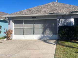 2226 Redwood Circle NE, Palm Bay, FL 32905