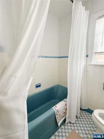 14 Lohmann Place 1, Dumont, NJ 07628