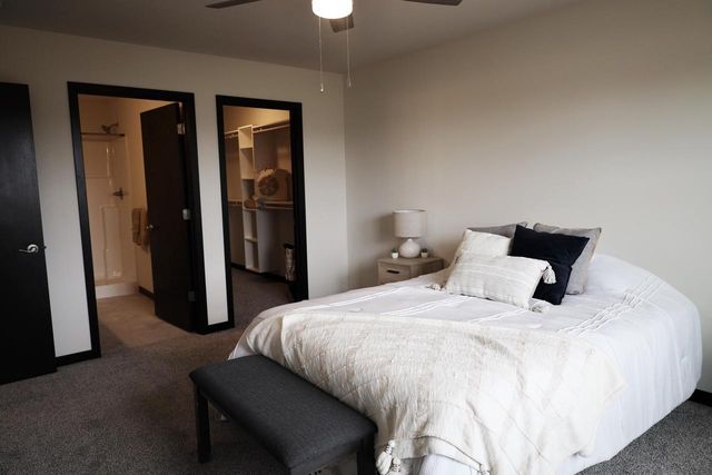 640 STILL WATERS LANE, Plover, WI 54467