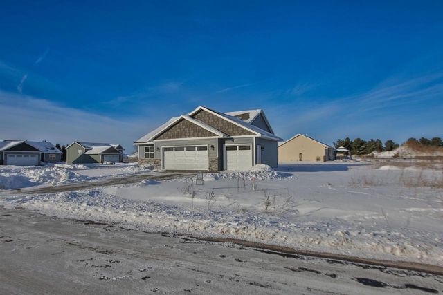 640 STILL WATERS LANE, Plover, WI 54467