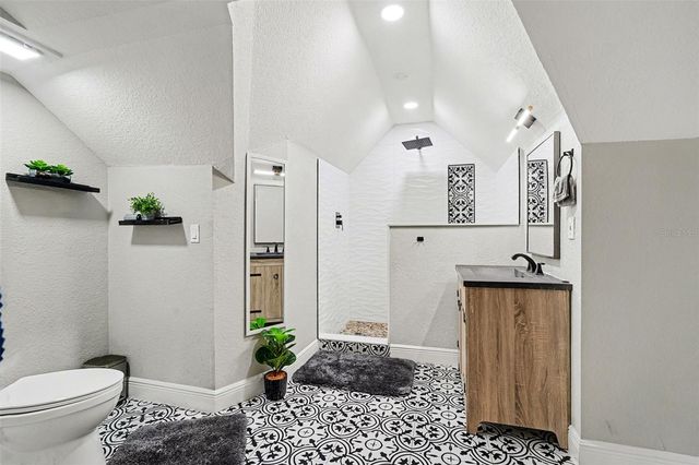 413 EUCLID AVENUE, Seffner, FL 33584