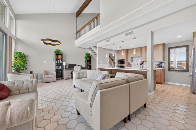 4018 Knollcrest Drive, Montgomery, TX 77356