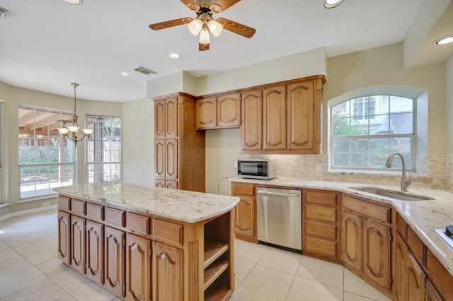 1012 Canongate Drive, Flower Mound, TX 75022