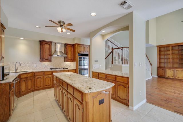 1012 Canongate Drive, Flower Mound, TX 75022