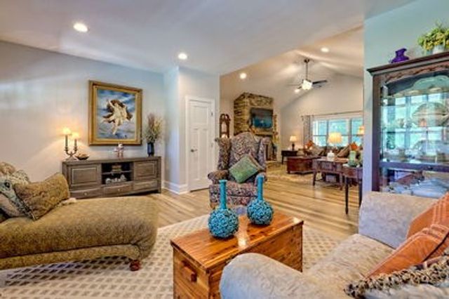 2265 Lovingood Road, Hiawassee, GA 30546