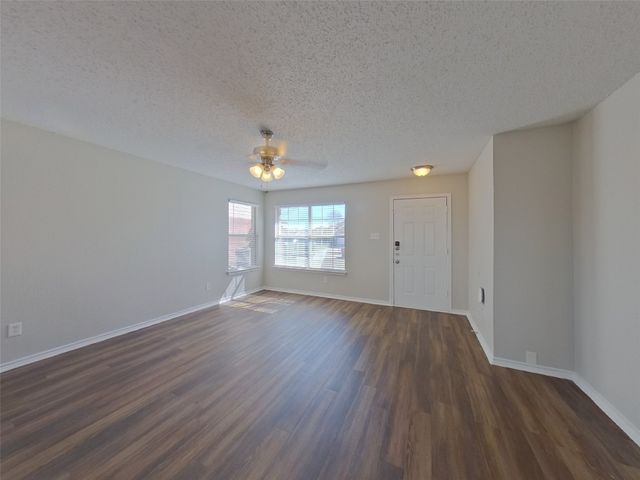 4604 Palm Ridge Drive, Fort Worth, TX 76133