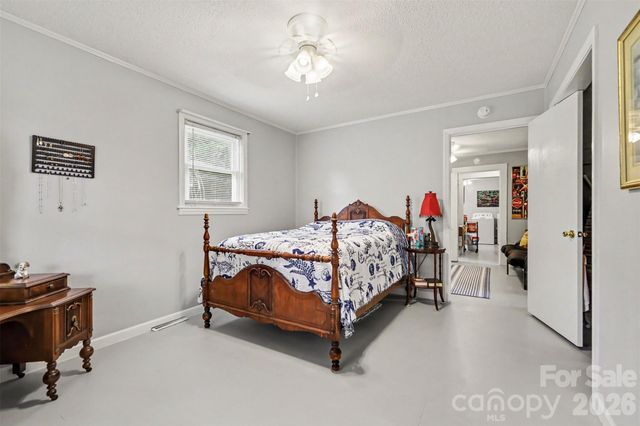 1506 S Morgan Street, Shelby, NC 28152