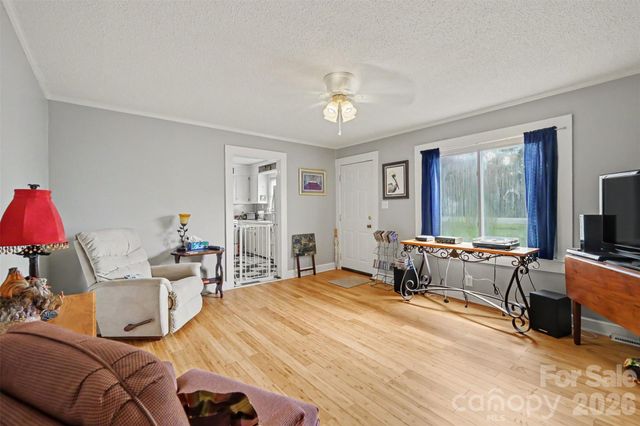 1506 S Morgan Street, Shelby, NC 28152