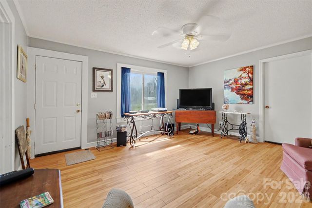 1506 S Morgan Street, Shelby, NC 28152