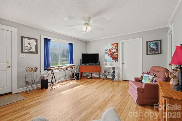 1506 S Morgan Street, Shelby, NC 28152