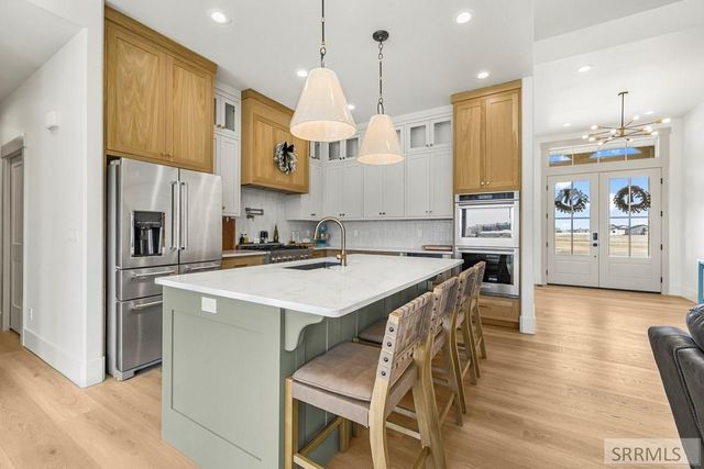839 E 1560 N, Shelley, ID 83274