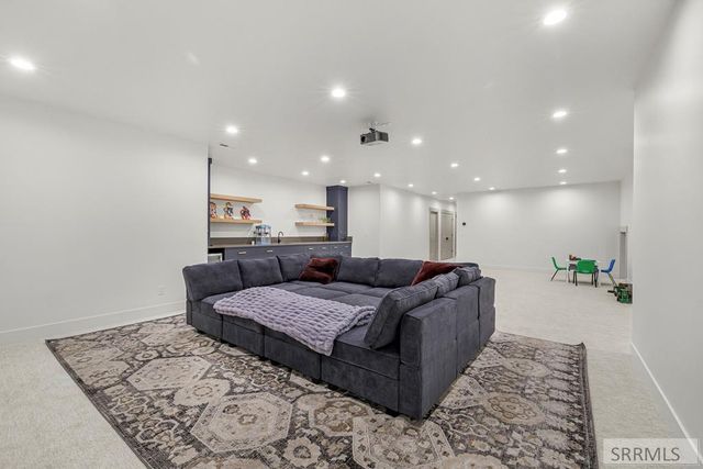 839 E 1560 N, Shelley, ID 83274