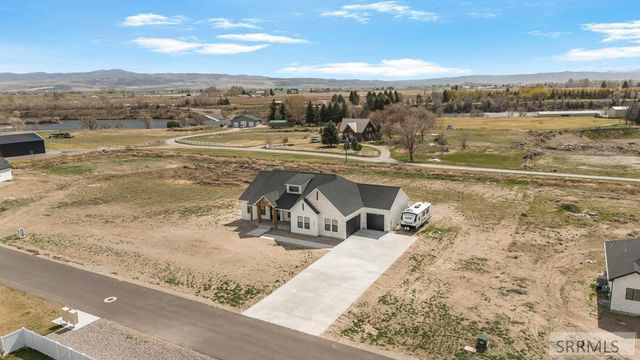 839 E 1560 N, Shelley, ID 83274