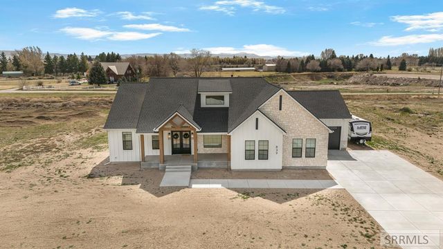 839 E 1560 N, Shelley, ID 83274