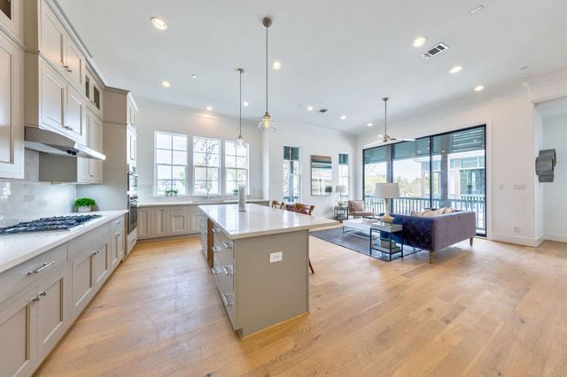 1004 Lamelia Lane, Houston, TX 77008