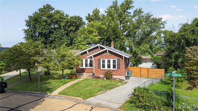 423 Heman Drive, Kirkwood, MO 63122