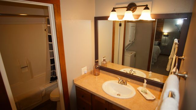 11723 Snowpeak Way Unit 567, Truckee, CA 96161