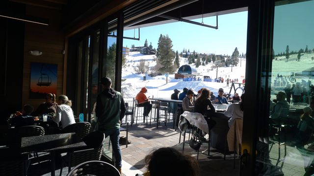 11723 Snowpeak Way Unit 567, Truckee, CA 96161