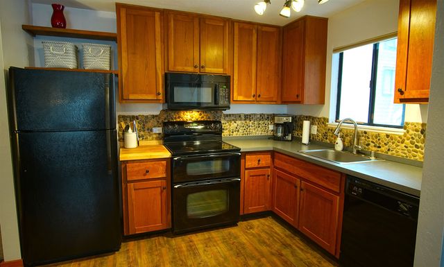 11723 Snowpeak Way Unit 567, Truckee, CA 96161