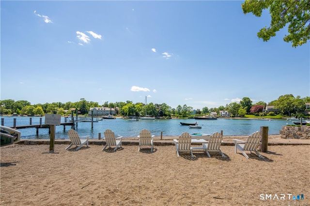 14 Meridian Road, Norwalk, CT 06853