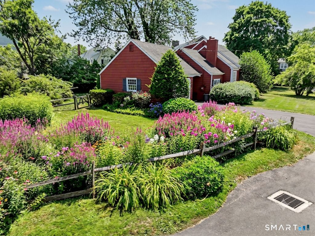 14 Meridian Road, Norwalk, CT 06853
