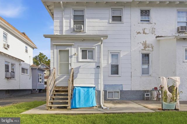 129 E PROVIDENCE RD, Lansdowne, PA 19050