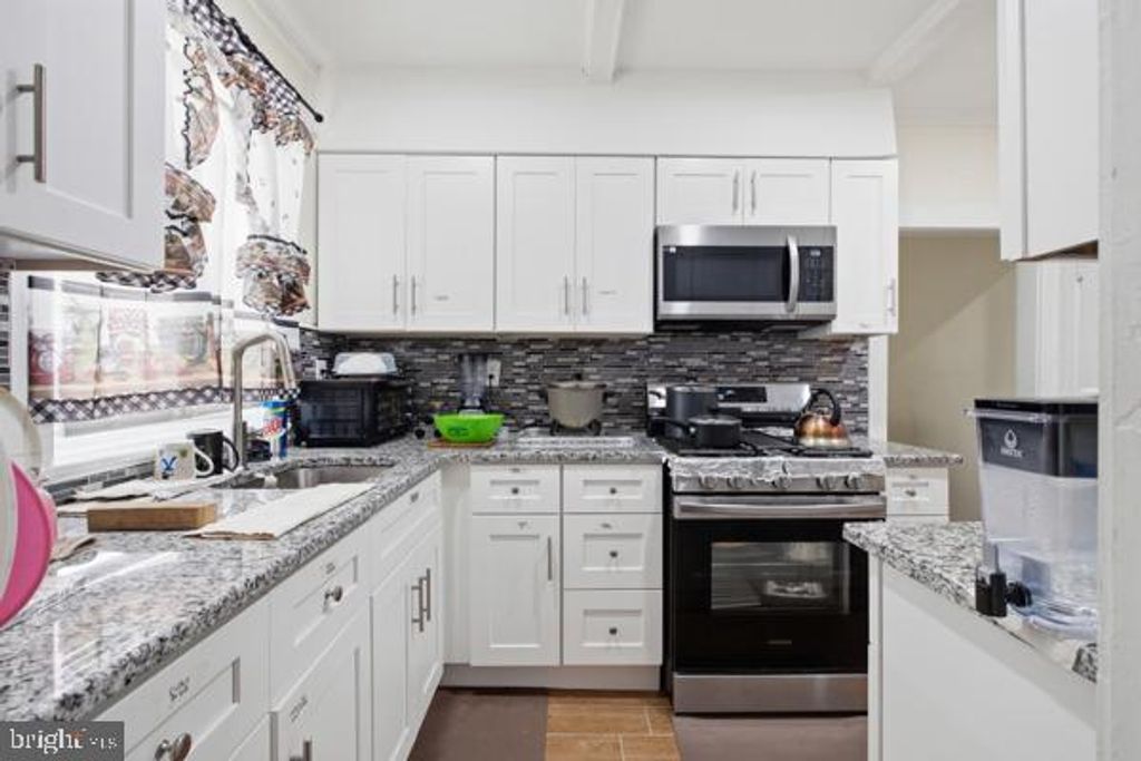 129 E PROVIDENCE RD, Lansdowne, PA 19050