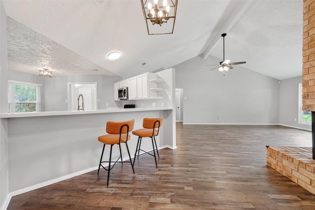 15806 Pfeiffer Drive, Houston, TX 77082