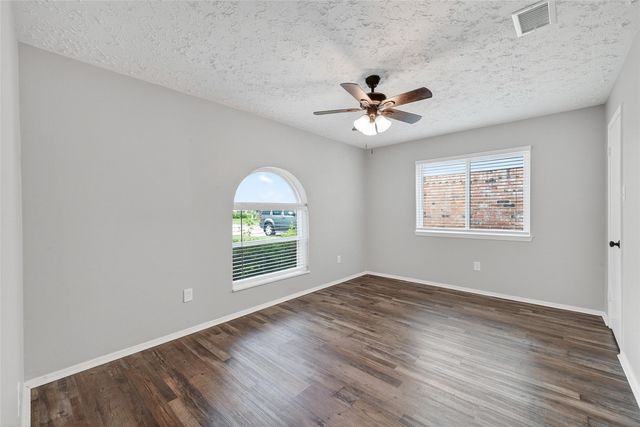 15806 Pfeiffer Drive, Houston, TX 77082