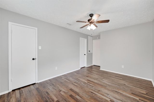 15806 Pfeiffer Drive, Houston, TX 77082