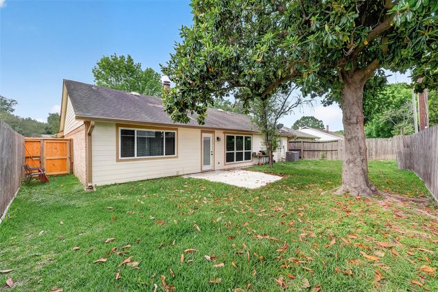 15806 Pfeiffer Drive, Houston, TX 77082