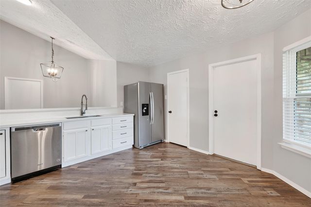 15806 Pfeiffer Drive, Houston, TX 77082