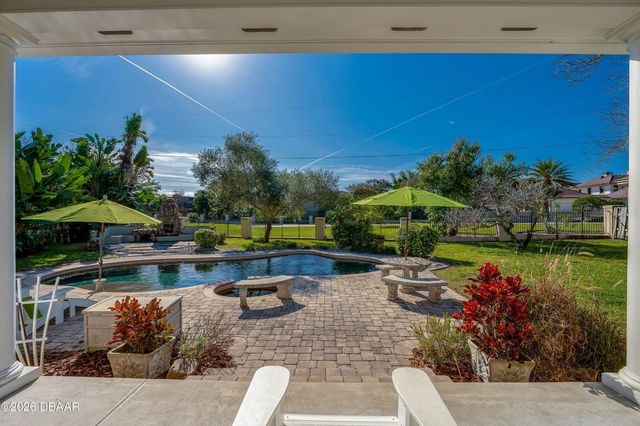 2 HICKORY LANE, Daytona Beach, FL 32118