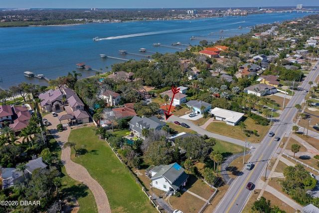 2 HICKORY LANE, Daytona Beach, FL 32118