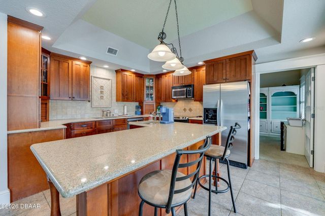 2 HICKORY LANE, Daytona Beach, FL 32118