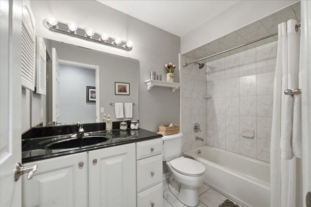 4218 HOLLOWTRAIL DRIVE, Tampa, FL 33624