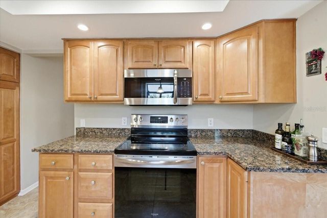 4218 HOLLOWTRAIL DRIVE, Tampa, FL 33624