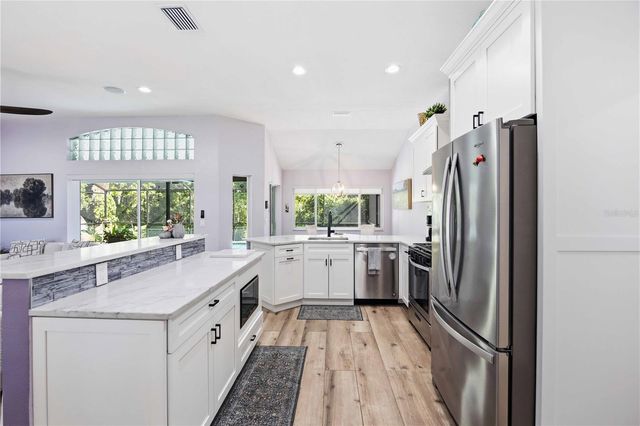 5595 BENT OAK DRIVE, Sarasota, FL 34232