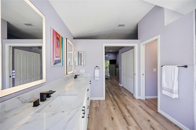 5595 BENT OAK DRIVE, Sarasota, FL 34232