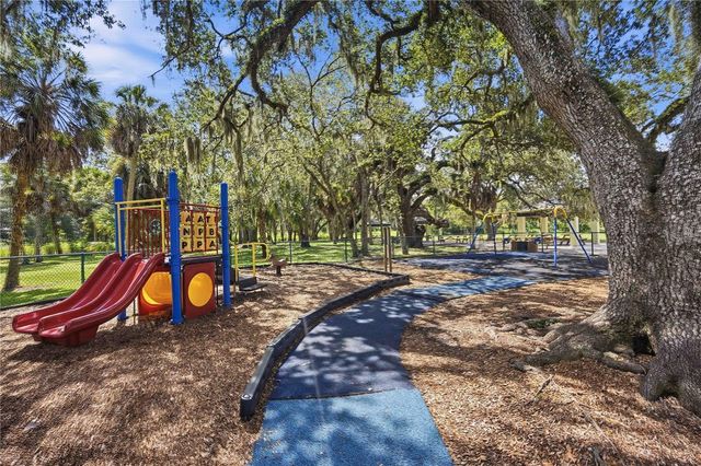 5595 BENT OAK DRIVE, Sarasota, FL 34232