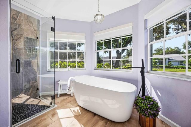 5595 BENT OAK DRIVE, Sarasota, FL 34232