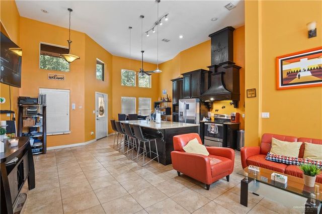 806 W Solar Drive, Mission, TX 78574