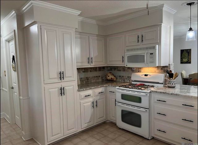 1343 Holly Dr, Slaughter, LA 70777