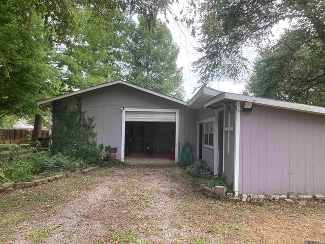 1343 Holly Dr, Slaughter, LA 70777