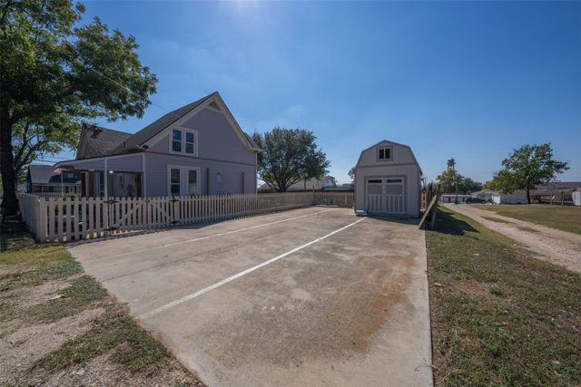 410 Main Street, Maypearl, TX 76064