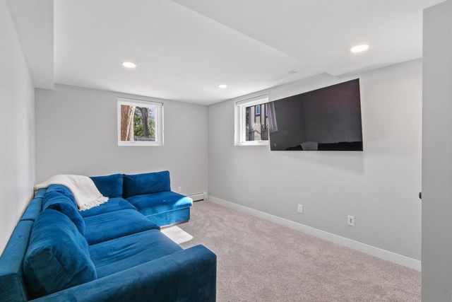 9 S Spooner Street, Madison, WI 53726