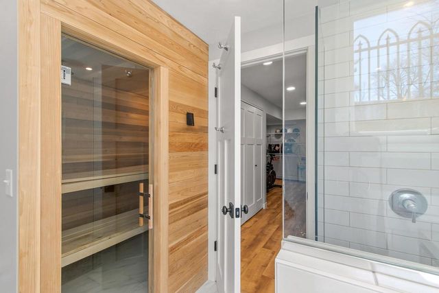 9 S Spooner Street, Madison, WI 53726